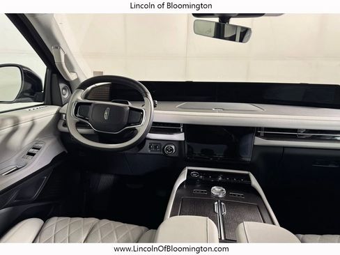 Certified 2025 Lincoln Navigator L Black Label AWD/4WD image 28