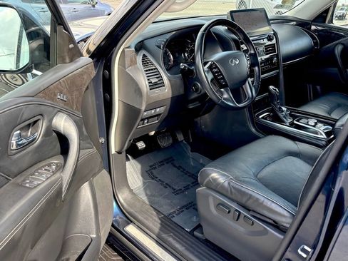 Used 2022 INFINITI QX80 Luxe image 9