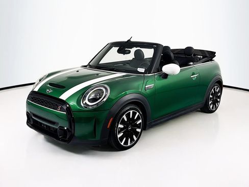 Certified 2022 MINI Cooper S w/ Premium Package FWD image 9