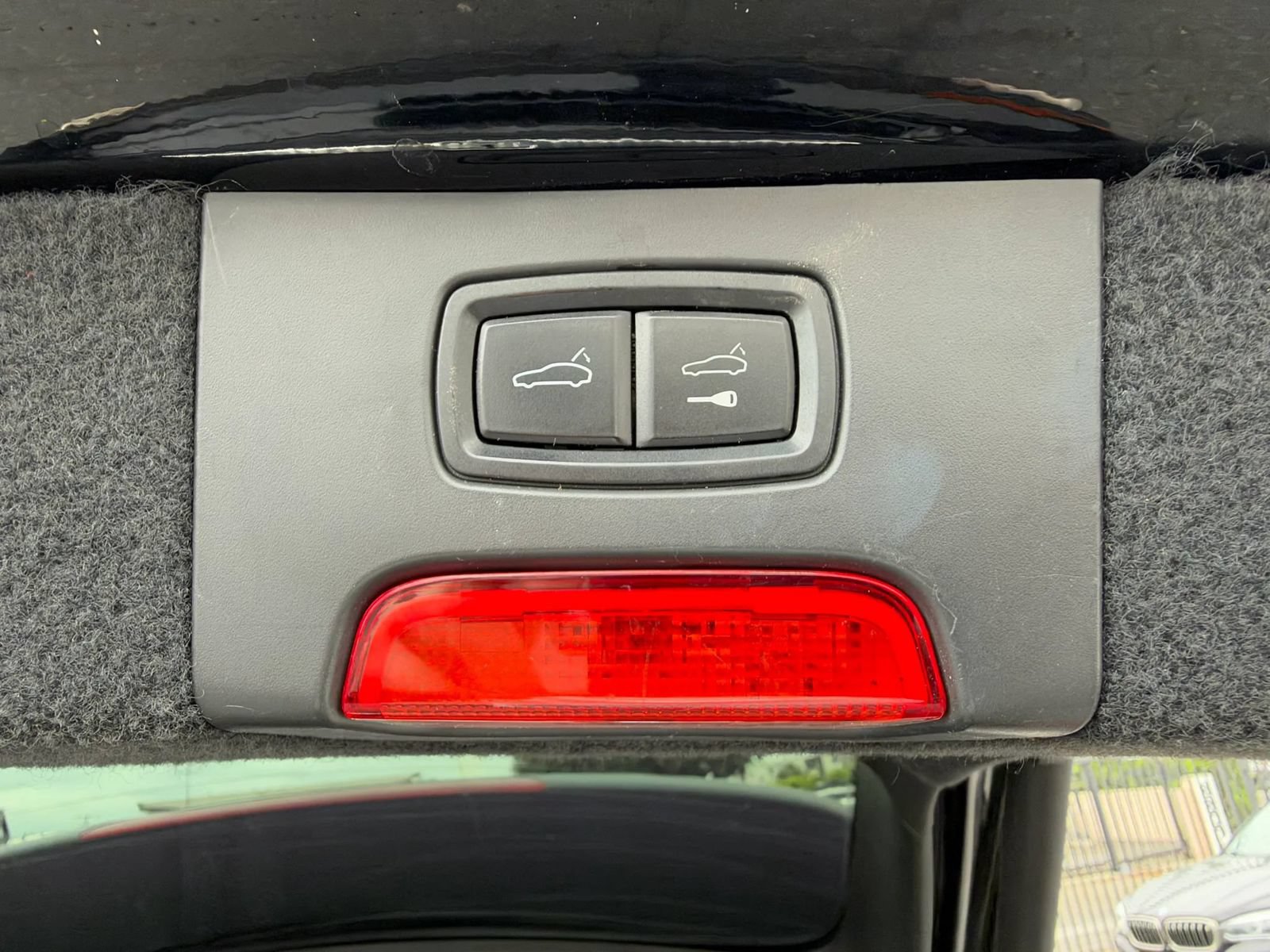 Used 2017 Porsche Cayenne AWD/4WD image 17