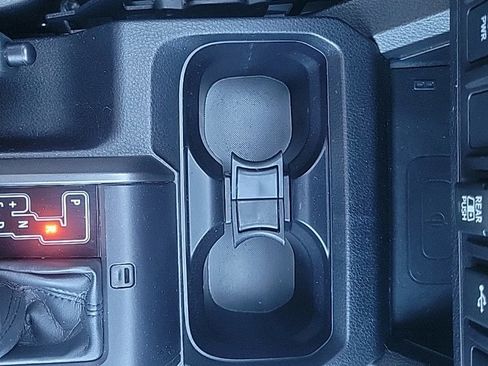 Used 2022 Toyota Tacoma TRD Off-Road image 20