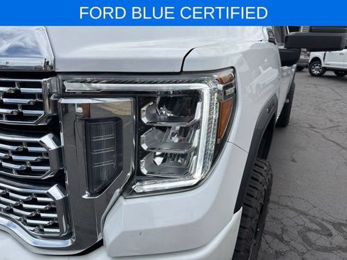 Used 2021 GMC Sierra 3500 Denali w/ Denali Ultimate Package AWD/4WD image 18