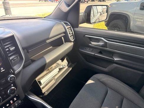 Used 2021 RAM 1500 Big Horn AWD/4WD image 27