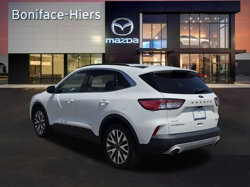 Used 2021 Ford Escape Titanium AWD/4WD image 3