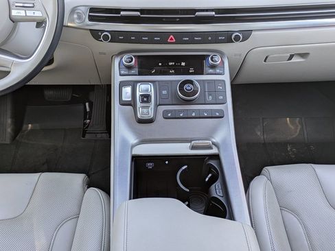 Used 2024 Hyundai Palisade Calligraphy image 20