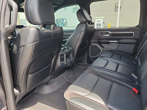 Used 2023 RAM 1500 Laramie AWD/4WD image 11