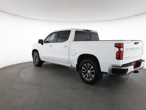 Used 2023 Chevrolet Silverado 1500 LT w/ Z71 Off-Road Package AWD/4WD image 9