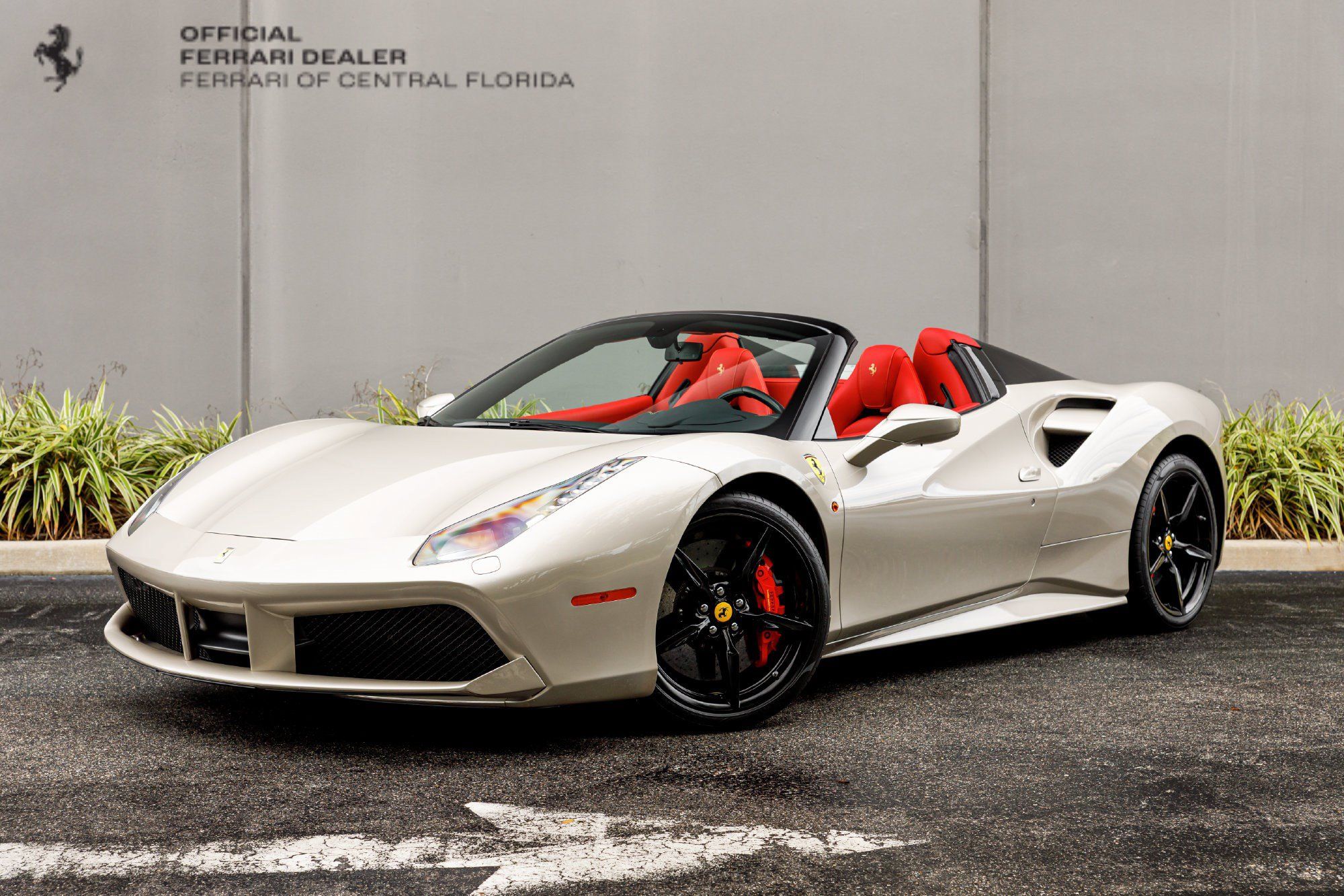 Used 2018 Ferrari 488 Spider RWD image 1