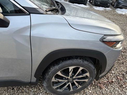 Used 2022 Toyota Corolla Cross XLE image 29