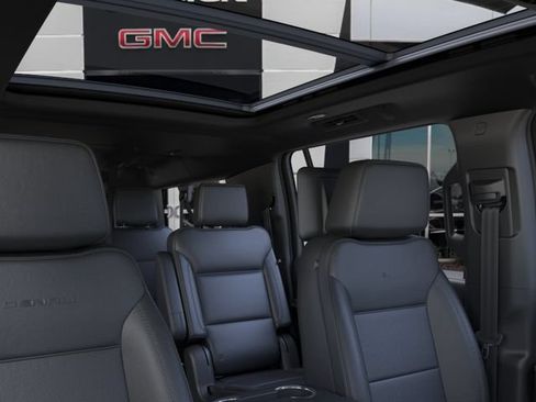 New 2026 GMC Yukon XL Denali w/ Denali Reserve Package AWD/4WD image 24