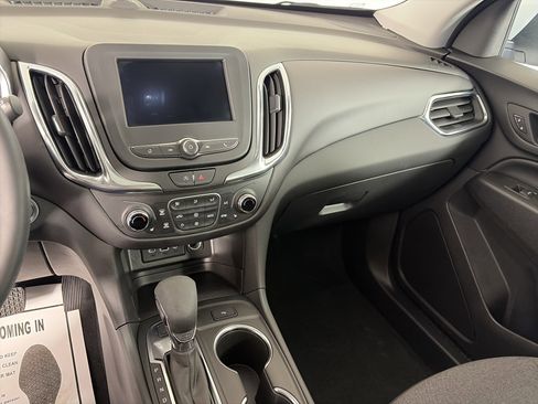 Certified 2024 Chevrolet Equinox LT w/ LPO, Floor Liner Package image 4