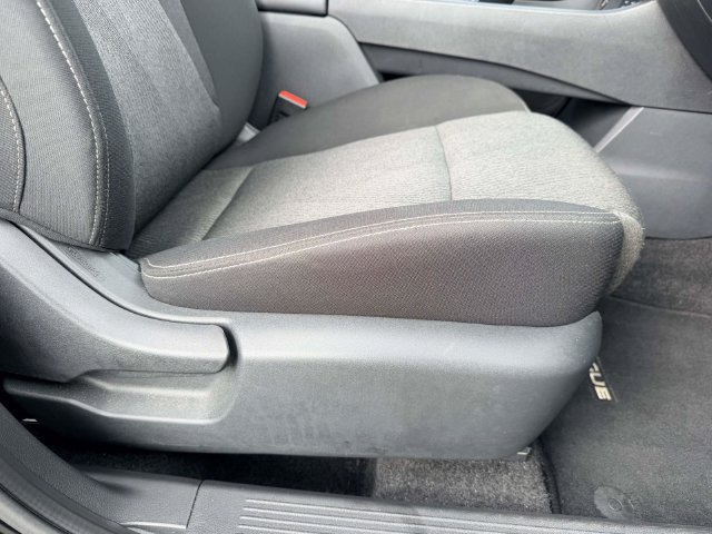 Used 2026 Nissan Rogue SV AWD/4WD image 9