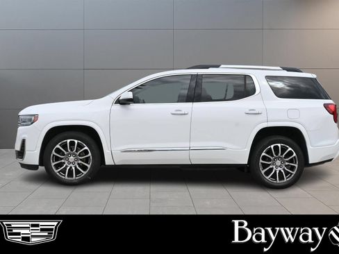 Used 2023 GMC Acadia Denali AWD/4WD image 5