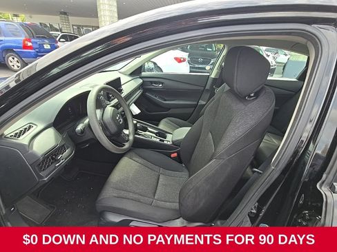 Used 2025 Honda Accord LX image 5