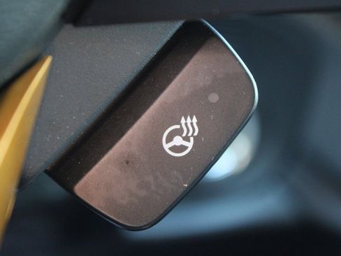 Certified 2025 Subaru Outback Wilderness image 16