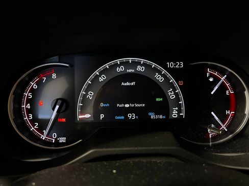Used 2025 Toyota RAV4 XLE Premium w/ Weather Package AWD/4WD image 10