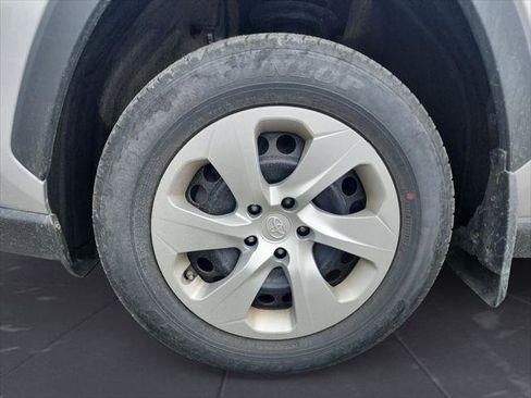 Certified 2023 Toyota RAV4 LE AWD/4WD image 15