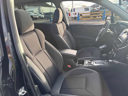 Used 2023 Subaru Forester Premium image 50