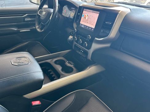 Used 2022 RAM 1500 Laramie AWD/4WD image 16