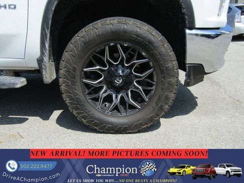 Used 2021 Chevrolet Silverado 2500 LTZ AWD/4WD image 4