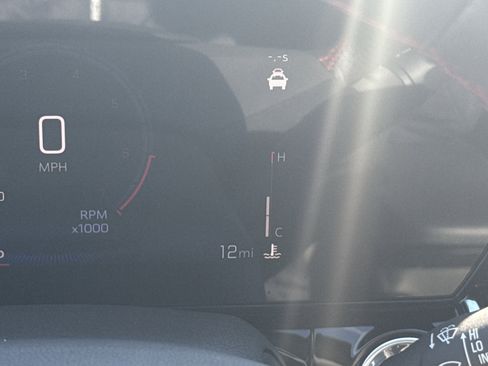 New 2026 Chevrolet Trax RS w/ Driver Confidence Package image 20