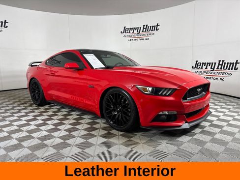Used 2017 Ford Mustang GT w/ GT Performance Package RWD image 4