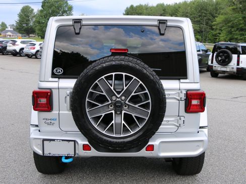 Used 2024 Jeep Wrangler High Altitude AWD/4WD image 4