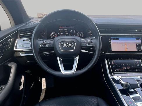 Used 2020 Audi Q7 3.0T Prestige w/ Prestige Package AWD/4WD image 5