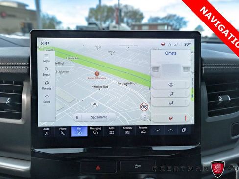Used 2023 Ford Expedition XLT AWD/4WD image 7