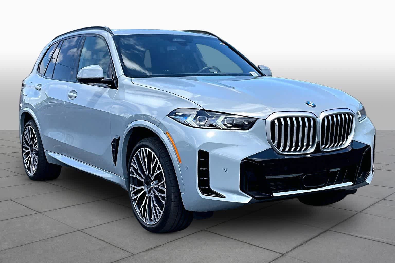 Used 2026 BMW X5 sDrive40i RWD image 2