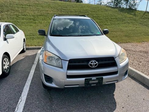 Used 2012 Toyota RAV4 FWD w/ Upgrade Value Pkg image 4