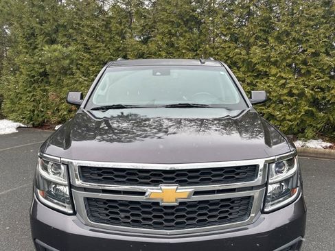 Used 2017 Chevrolet Tahoe LT image 2
