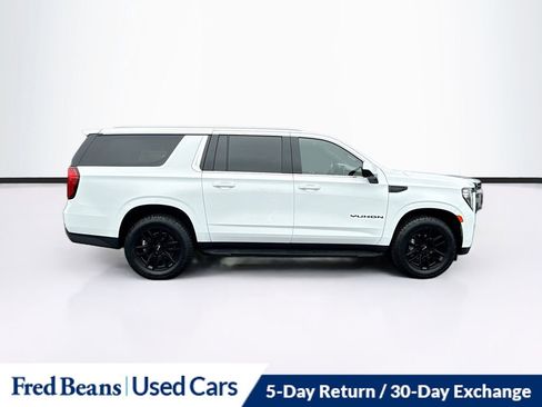 Used 2022 GMC Yukon XL SLE w/ Gmc Pro Safety Plus Package AWD/4WD image 9