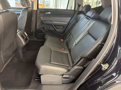 Used 2023 Volkswagen Atlas SEL R-Line AWD/4WD image 21