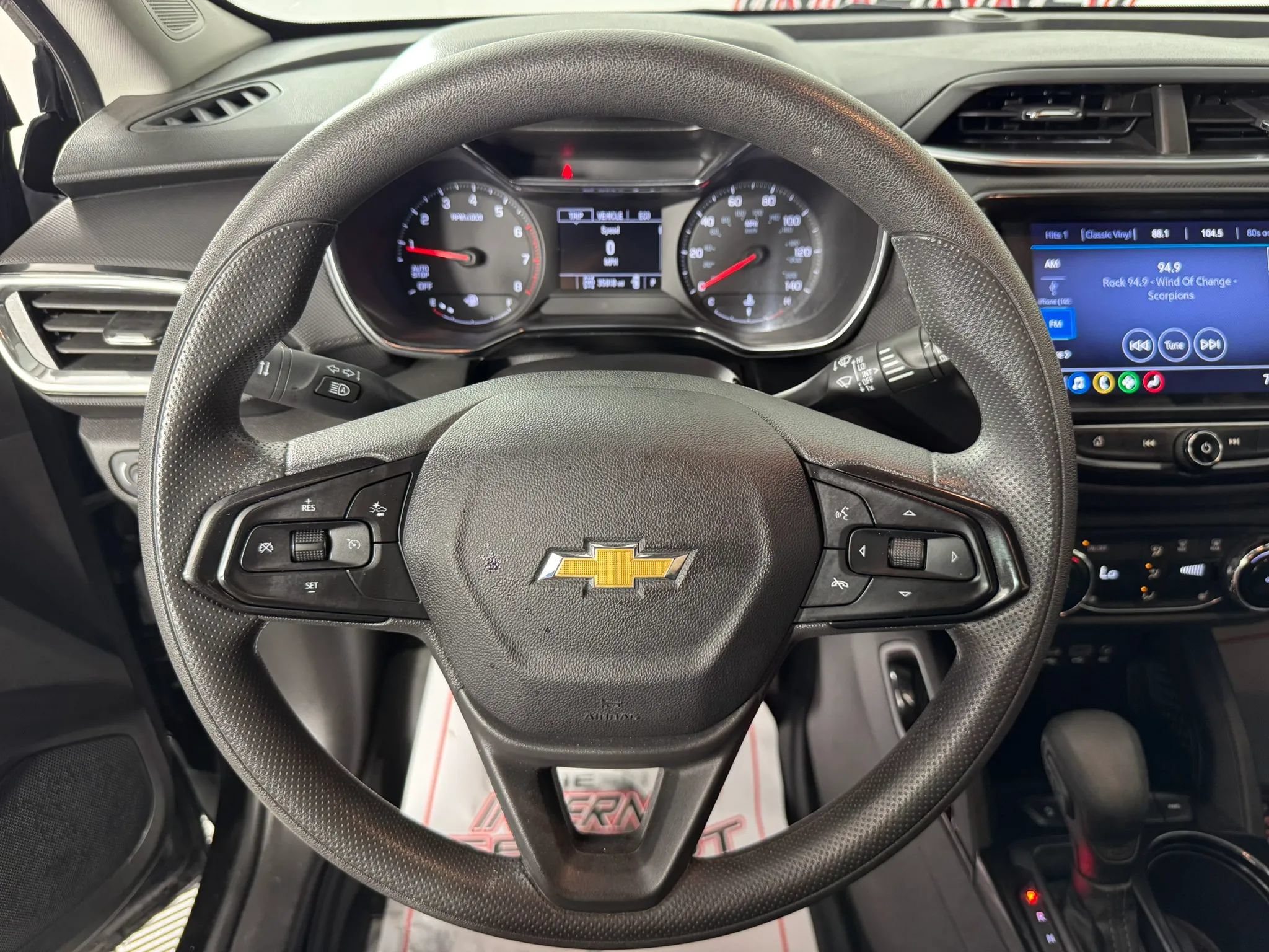 Used 2022 Chevrolet TrailBlazer LT w/ Convenience Package AWD/4WD image 13