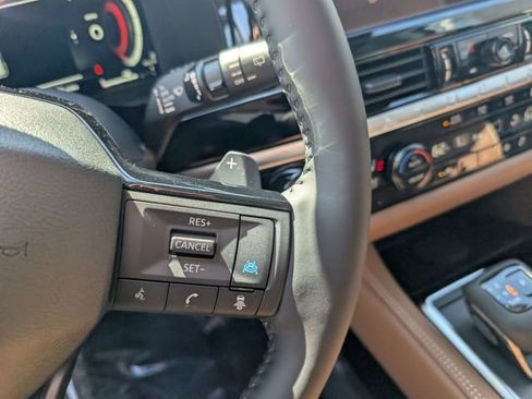 New 2026 Nissan Pathfinder Platinum image 19