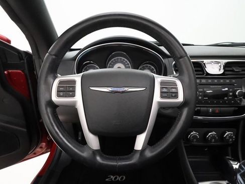 Used 2013 Chrysler 200 Touring image 11