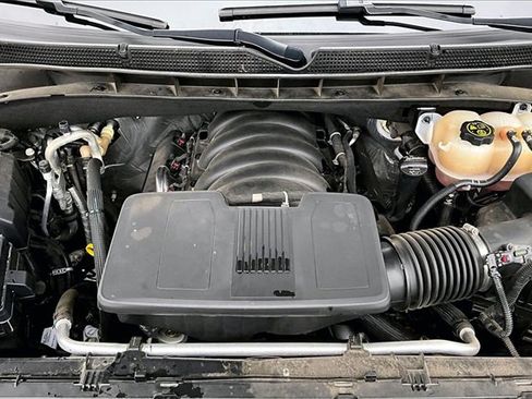 Used 2023 GMC Yukon Denali image 32