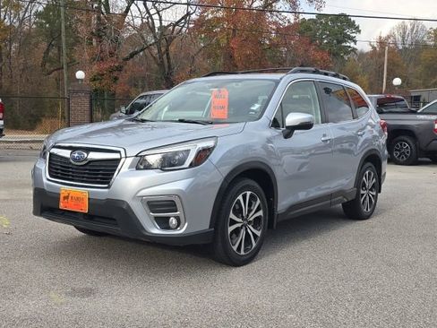 Used 2021 Subaru Forester Limited image 3