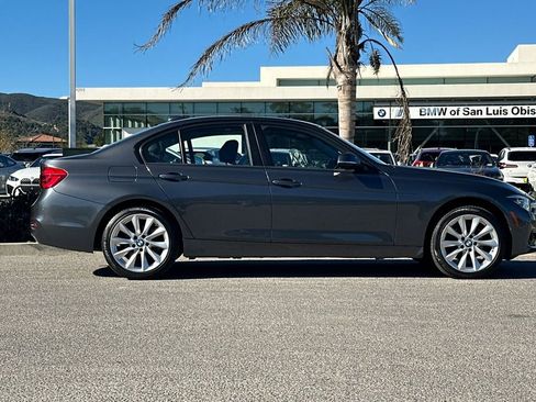 Used 2018 BMW 320i xDrive Sedan image 2