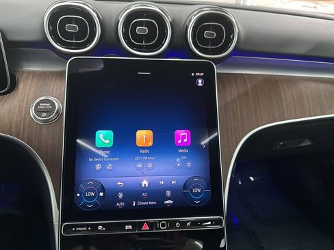 Used 2025 Mercedes-Benz C 300 Sedan image 13