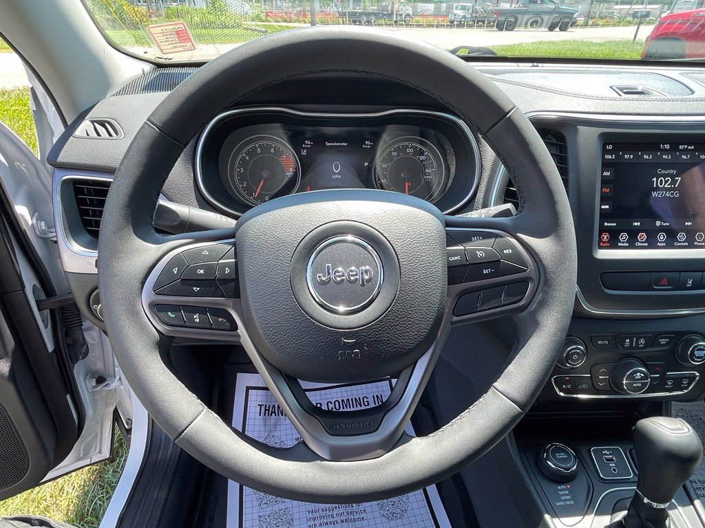 Used 2022 Jeep Cherokee Latitude Lux w/ Sun & Sound Group AWD/4WD image 15