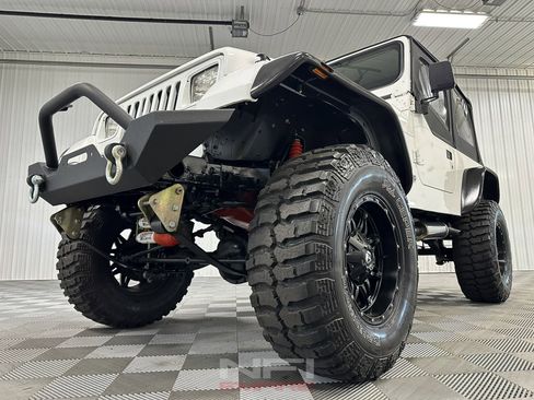 Used 1991 Jeep Wrangler S image 13