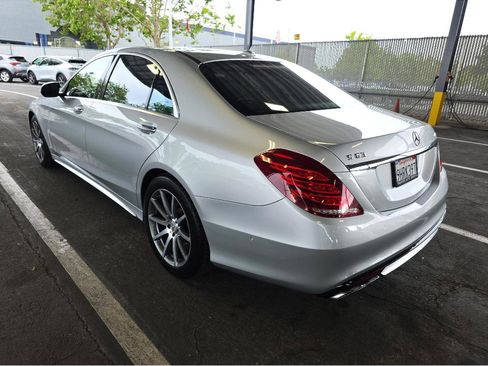 Used 2015 Mercedes-Benz S 63 AMG 4MATIC Sedan w/ Driver Assistance Package image 4
