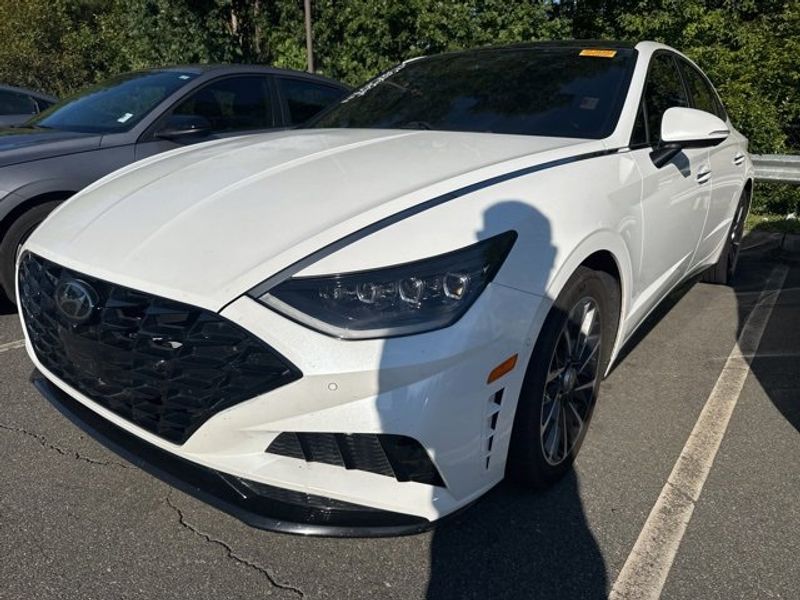 Certified 2022 Hyundai Sonata Limited image 1
