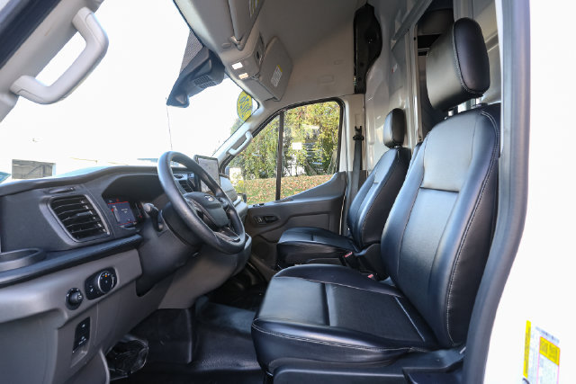 Used 2026 Ford Transit 250 148 High Roof RWD image 36