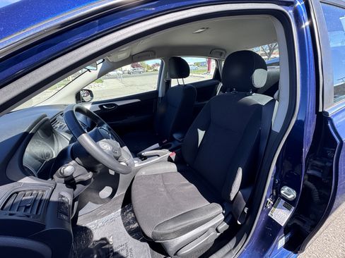 Used 2019 Nissan Sentra S image 13