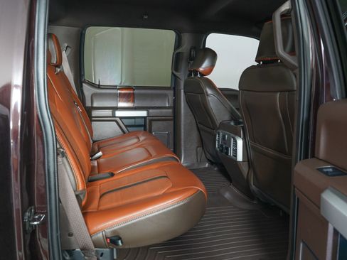 Used 2019 Ford F150 King Ranch image 11