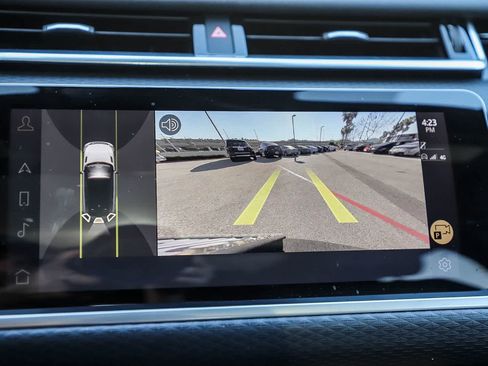 Used 2023 Land Rover Range Rover Velar R-Dynamic S image 23