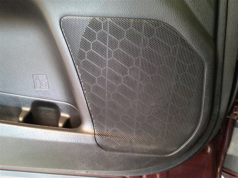 Used 2017 Toyota Highlander XLE image 35